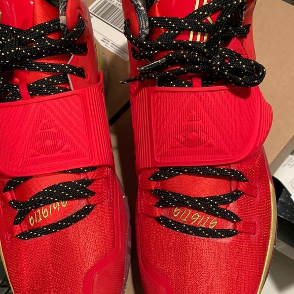 TrophiesXKyrie6 - Picture 1 of 4